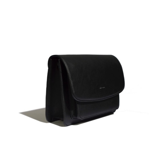 NWTPixie Mood Zoe Crossbody Bag in Classic Black - Picture 5 of 8